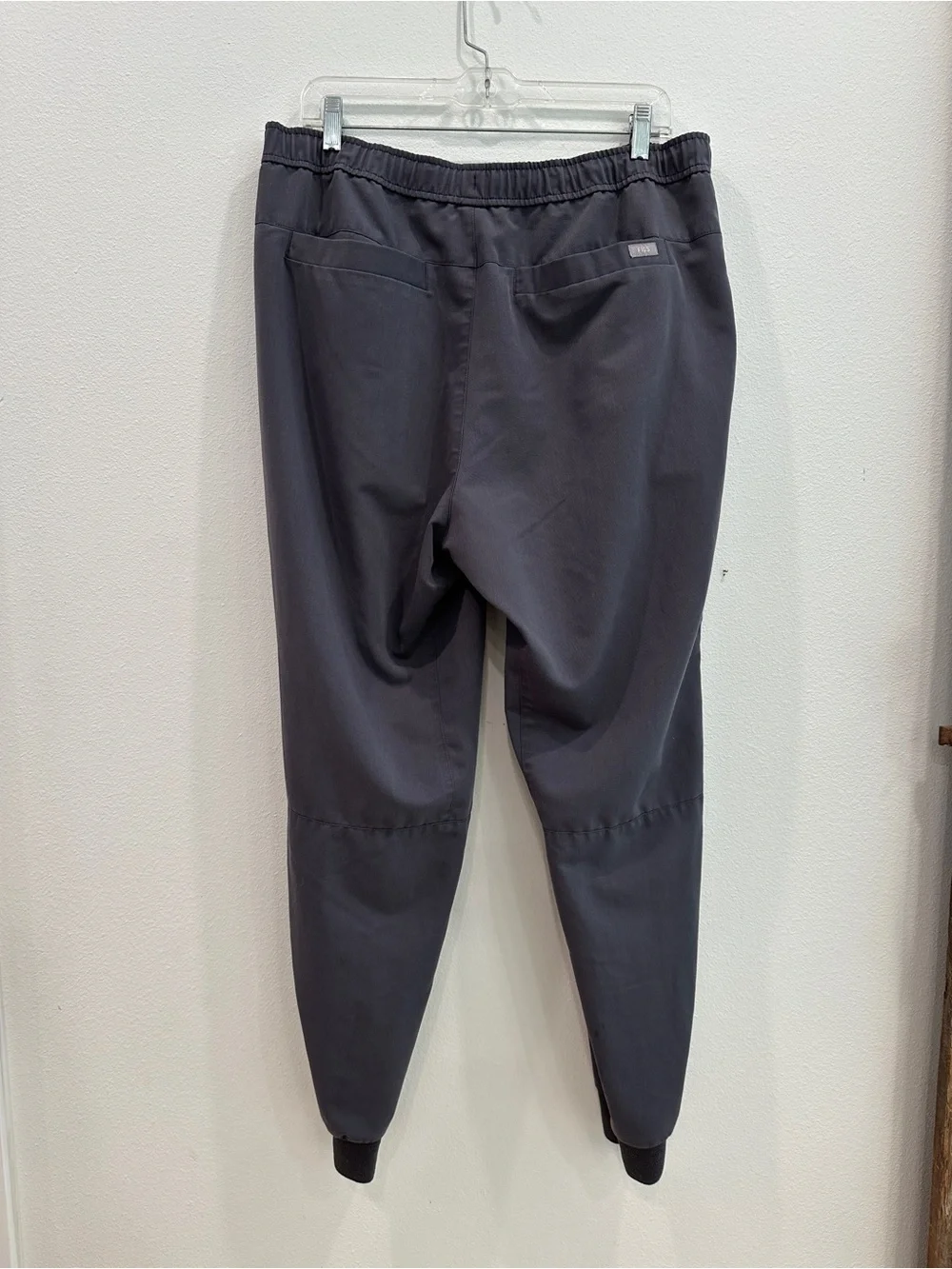 Figs Men’s Charcoal Tansen Jogger Scrub Pants size XL